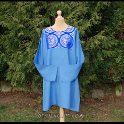 Linen tunic with brocade silk
