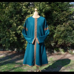 Woolen caftan with embroidery - Viking Age