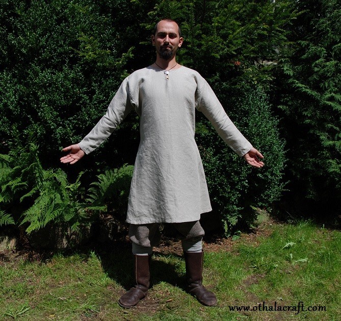 Hand sewn linen Viking tunic - OthalaCraft