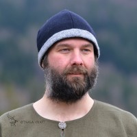 Historische Wikinger- und mittelalterliche Mützen für Mann und Frau